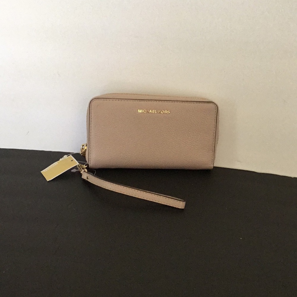 Michael Kors phone case wristlet